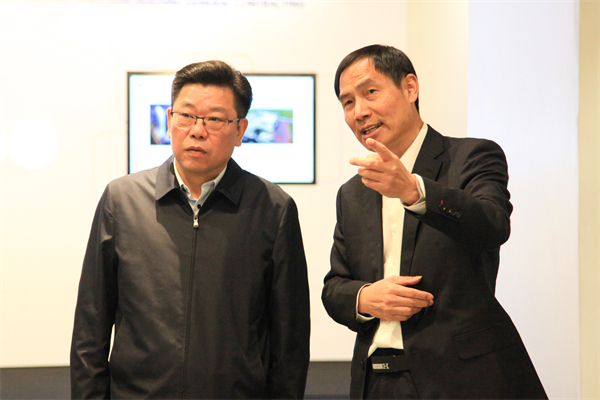 2025新奥门原料免费资料